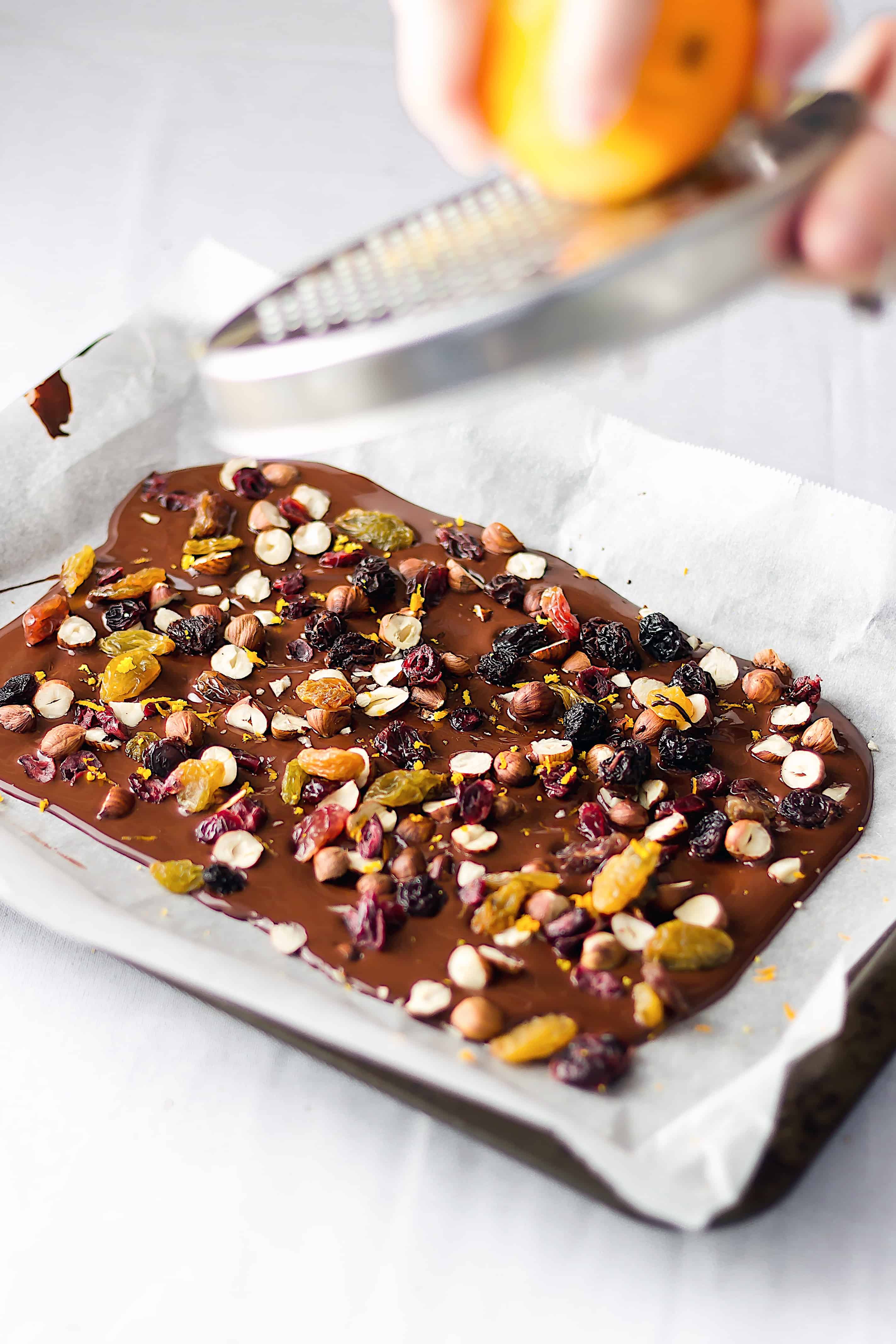 Dark chocolate bark 