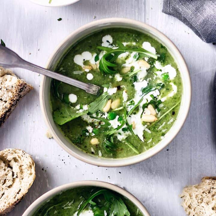 Courgette, Pea and Mint Green Soup
