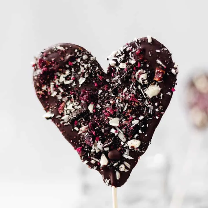 vegan chocolate valentine lollipop