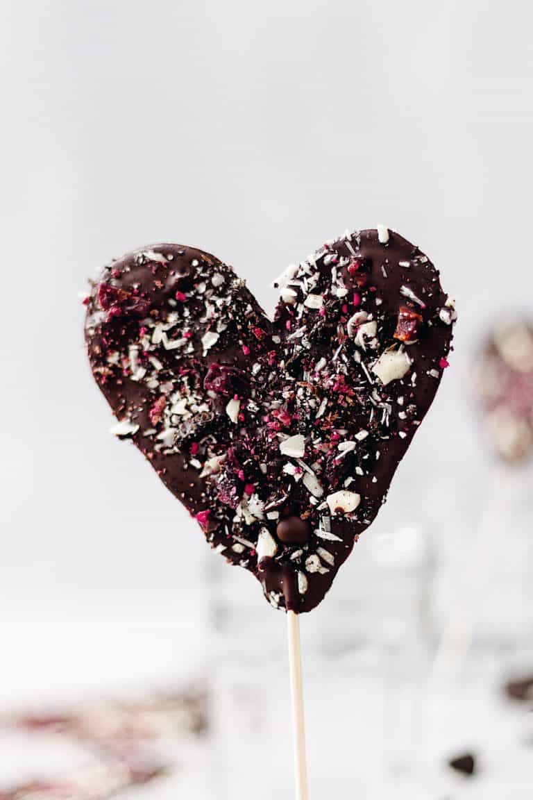 vegan chocolate valentine lollipop