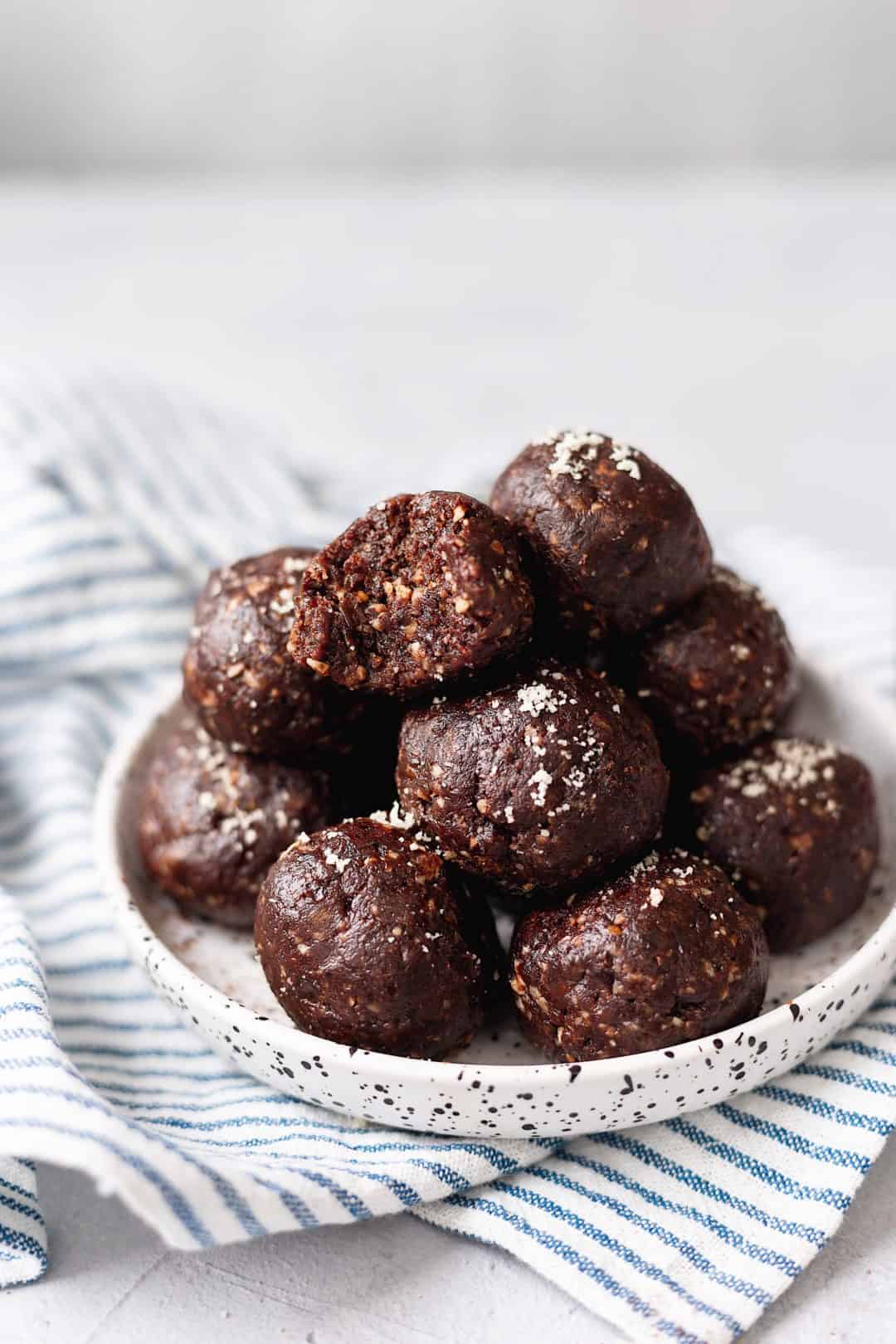 Peanut Butter And Chocolate Bliss Balls Cupful Of Kale