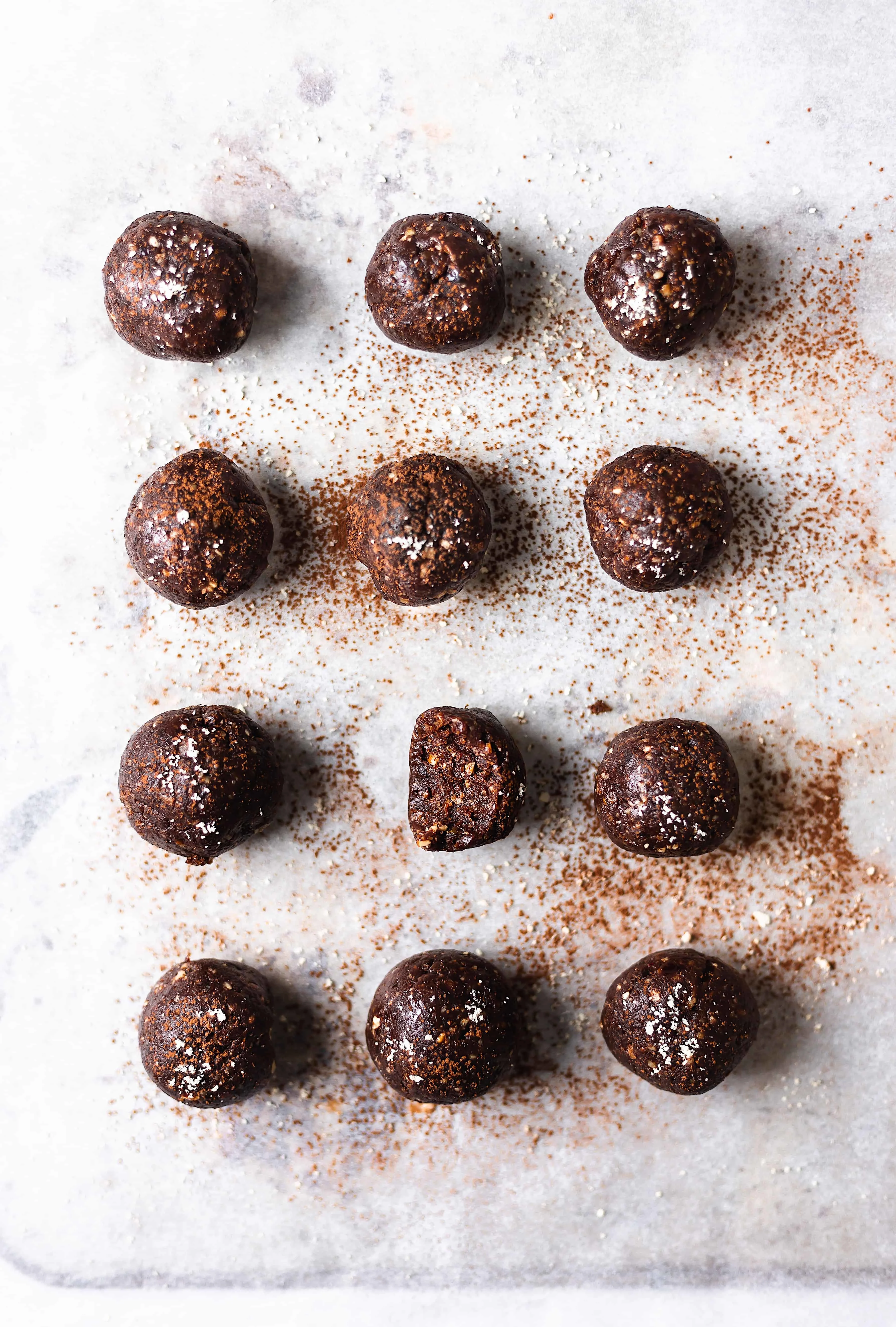 easy no bake chocolate peanut butter energy bites