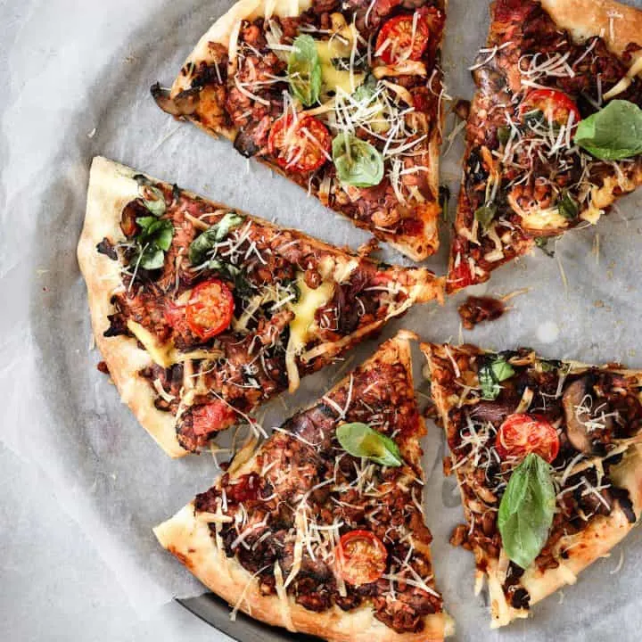 Vegan Bolognese Pizza