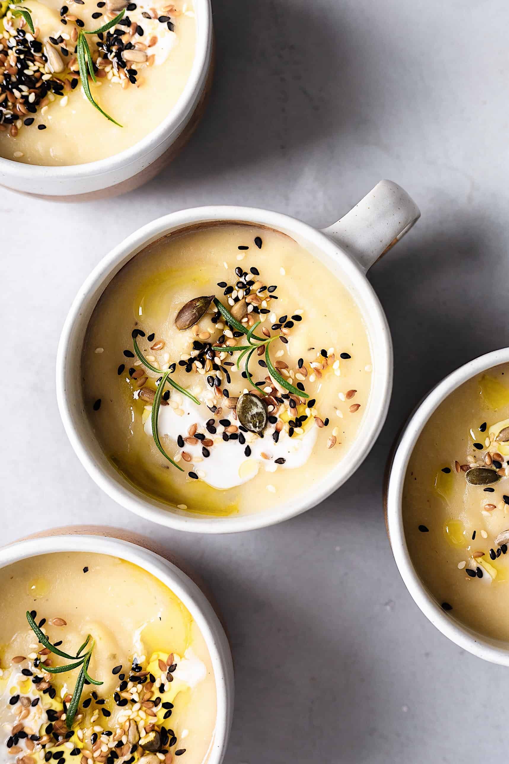 Roasted Garlic & Parsnip Soup #parsnipsoup #vegansoup #roastedgarlic