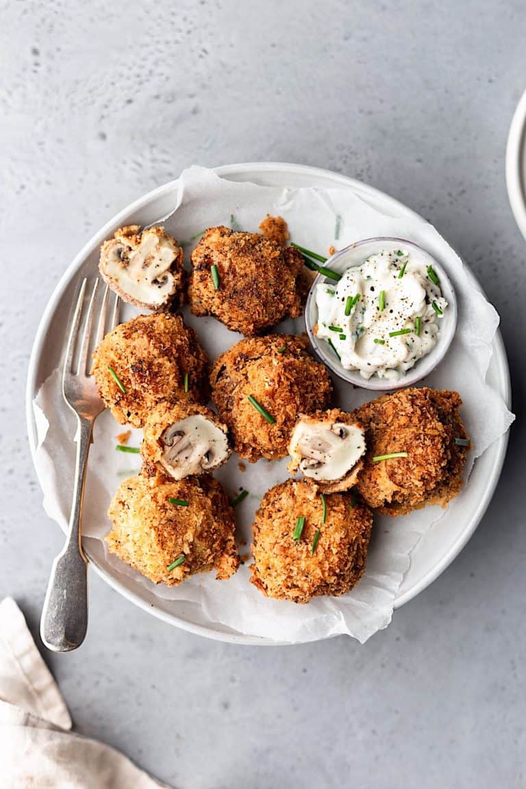 Vegan Crispy Garlic Fried Mushrooms #vegan #recipe #mushrooms