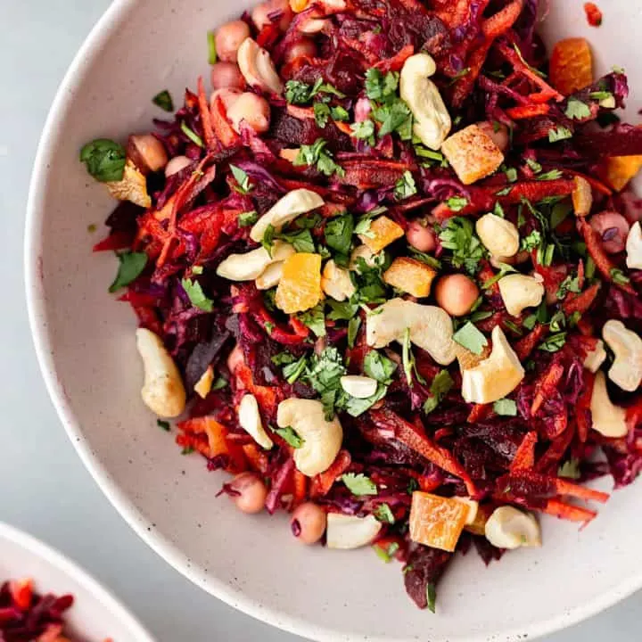 Vegan Beetroot Carrot Winter Salad #vegan #recipe #salad