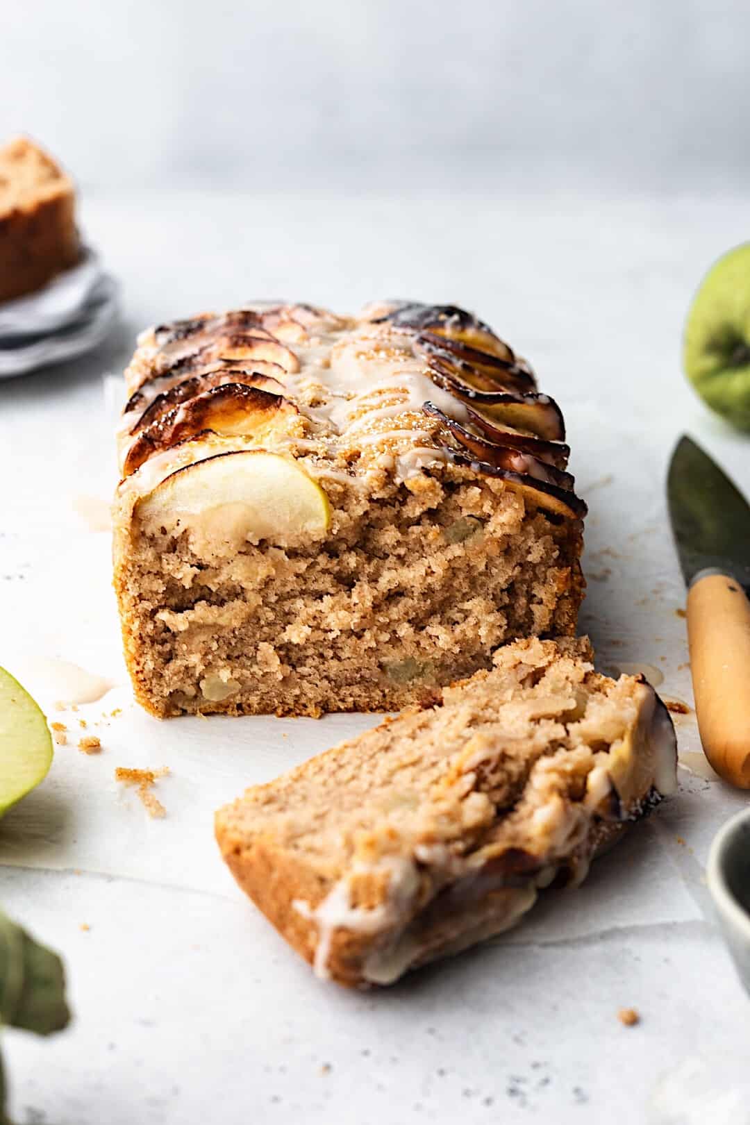 Vegan Cinnamon Apple Loaf Cake #cake #vegan #apple #recipe #fall #baking #applecake
