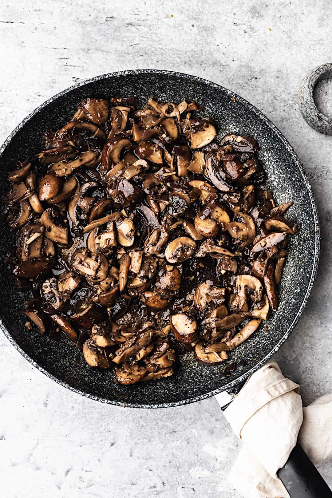 Vegan Mushroom Stroganoff with Wild Rice #vegan #recipe #mushroom #stroganoff #dairyfree #rice #veganrecipe #food