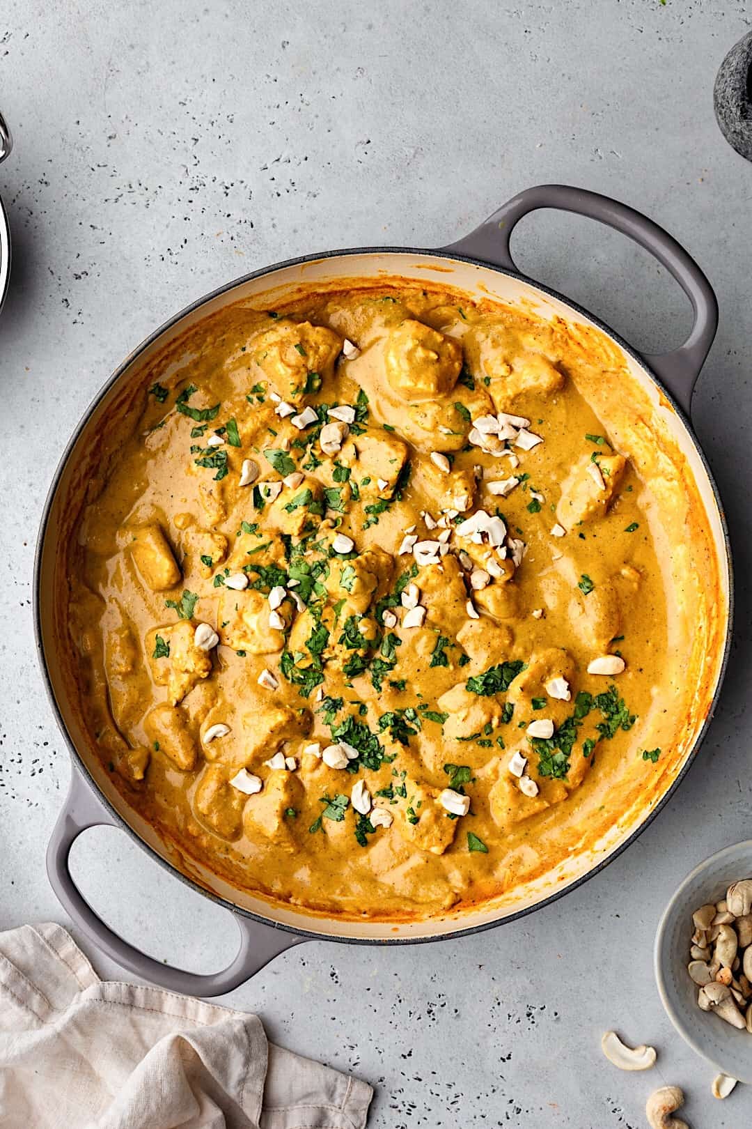 Vegan Tofu Korma Curry with Toasted Cashews #vegan #curry #cashew #recipe #tofu