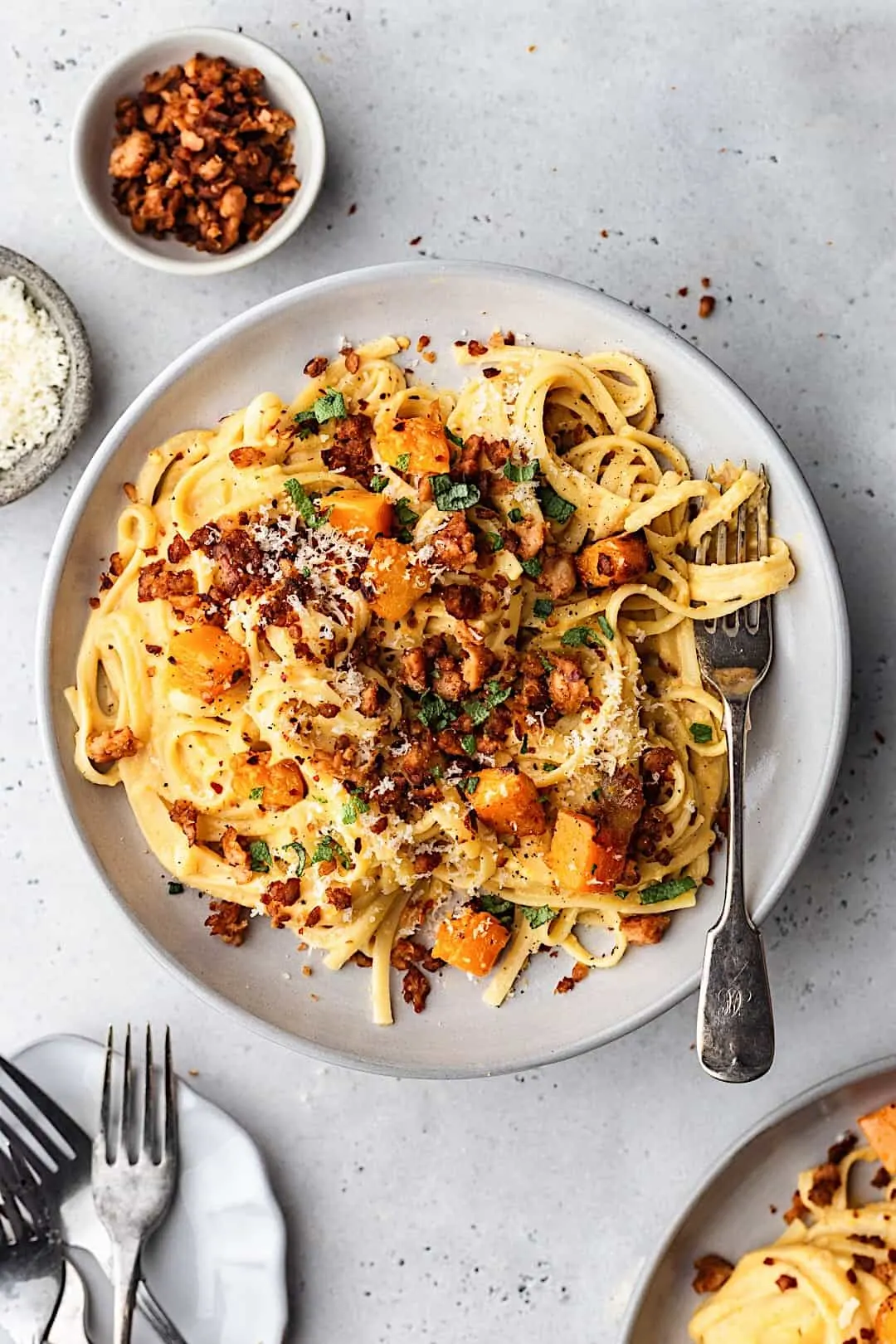 Vegan Creamy Butternut Pasta with Sausage Crumbles #vegan #butternut #squash #pasta #creamy #sausage #dairyfree #recipe #dinner