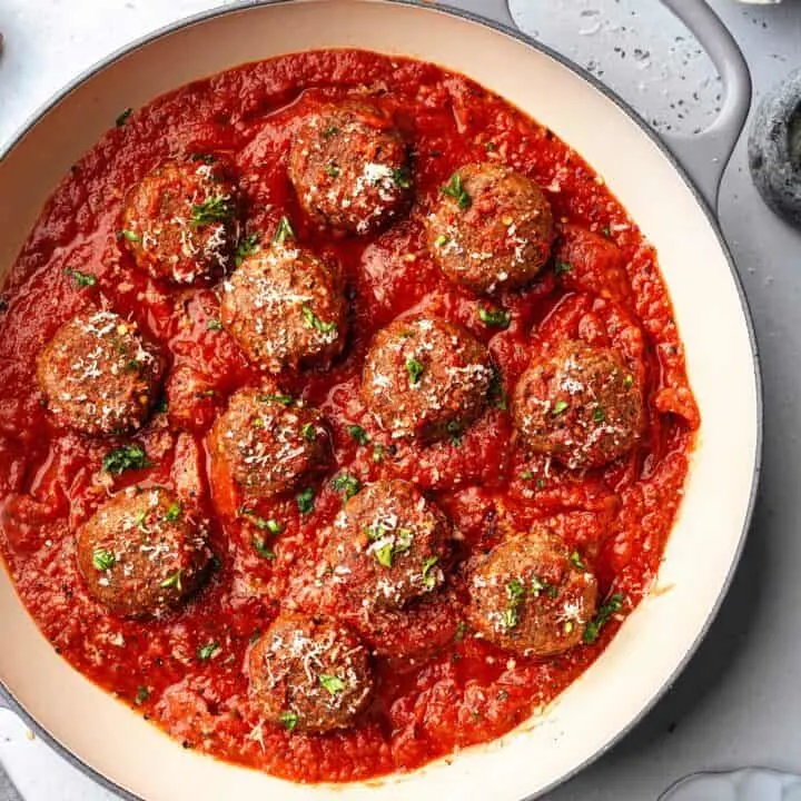 Vegan Meatballs in Marinara Sauce #vegan #recipe #meatballs #mushroom #lentil #healthy #marinara