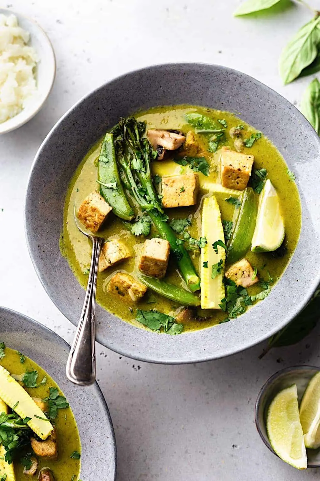 Vegan Thai Green Curry with Tofu and Vegetables #thai #green #curry #paste #recipe