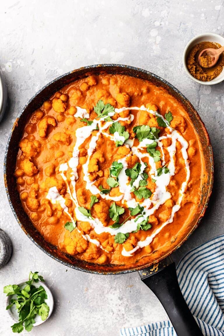 Creamy Cauliflower and Chickpea Curry - Cupful of Kale