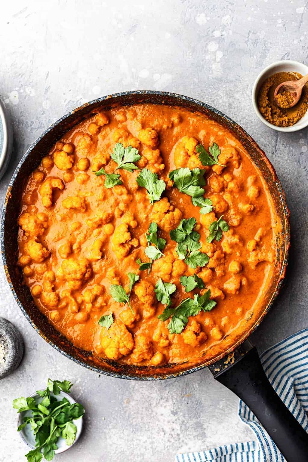 Creamy Cauliflower and Chickpea Curry - Cupful of Kale