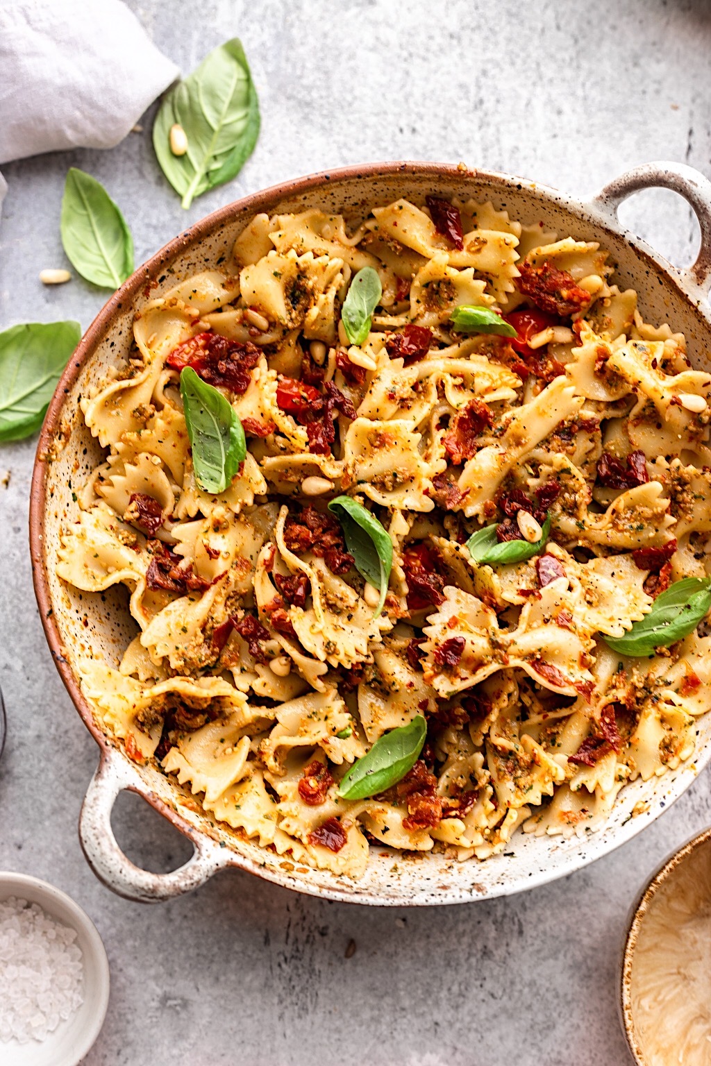 Sun Dried Tomato Pesto Pasta Salad