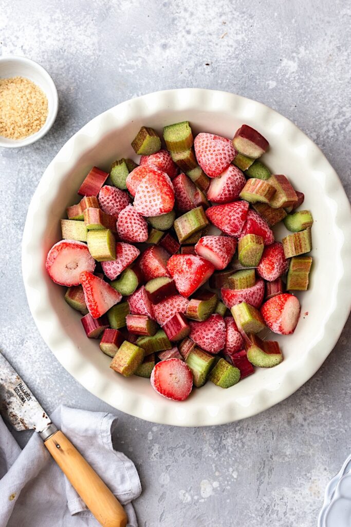 Strawberry and Rhubarb Crumble - Cupful of Kale