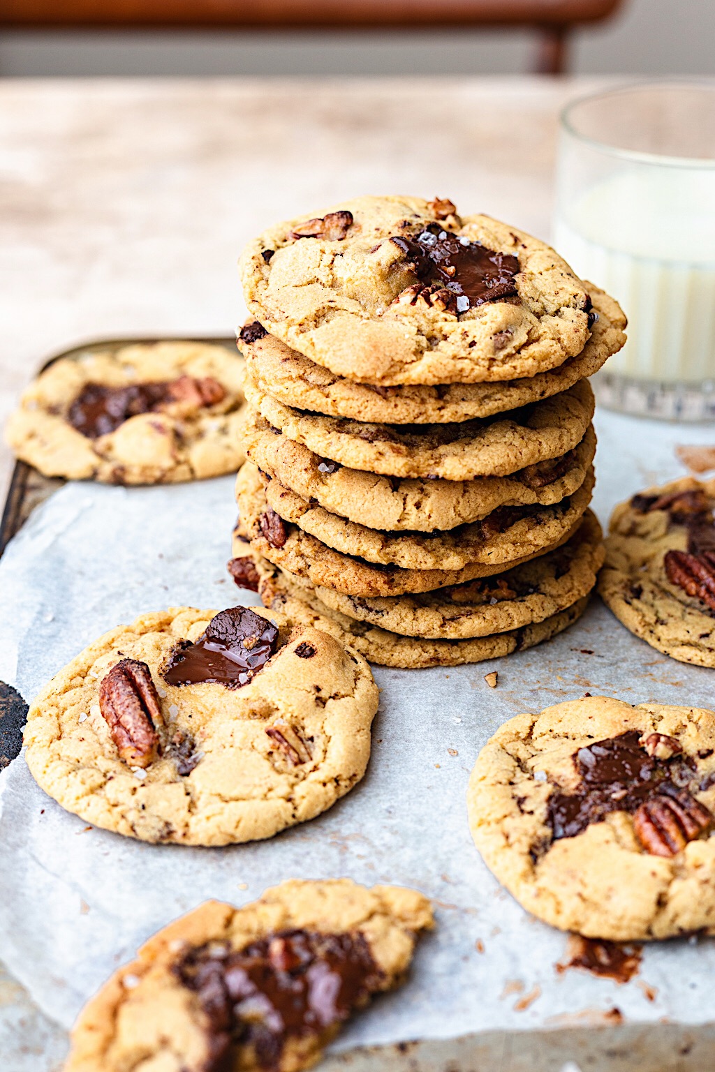 Vegan Maple Pecan Cookies #cookies #maplesyrup #pecan #vegan #dairyfree #christmas #recipe 