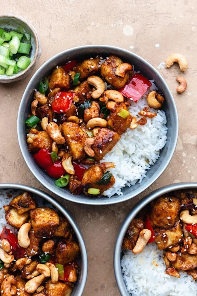 Vegan Chinese Cashew Tofu #cashew #tofu #stirfry #chinese #dairyfree #meatlessmeals #dinner