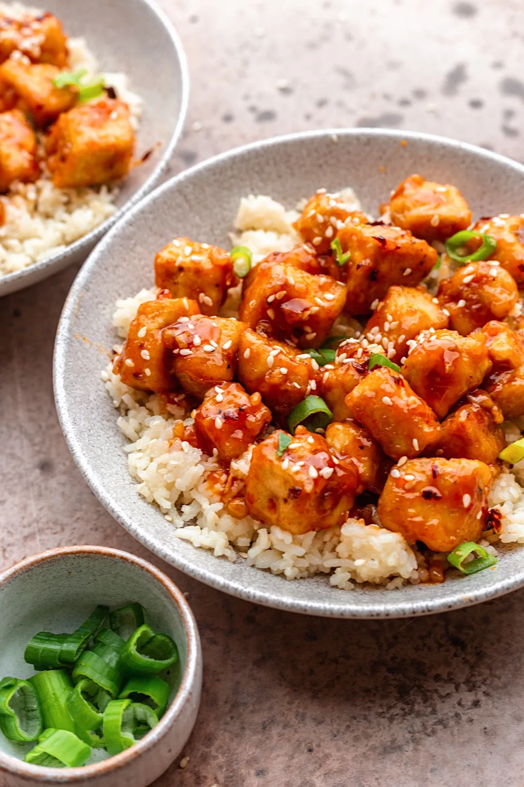 Sweet Chilli Garlic Tofu #spicy #chilli #asian #tofu #vegan #meatlessmeal