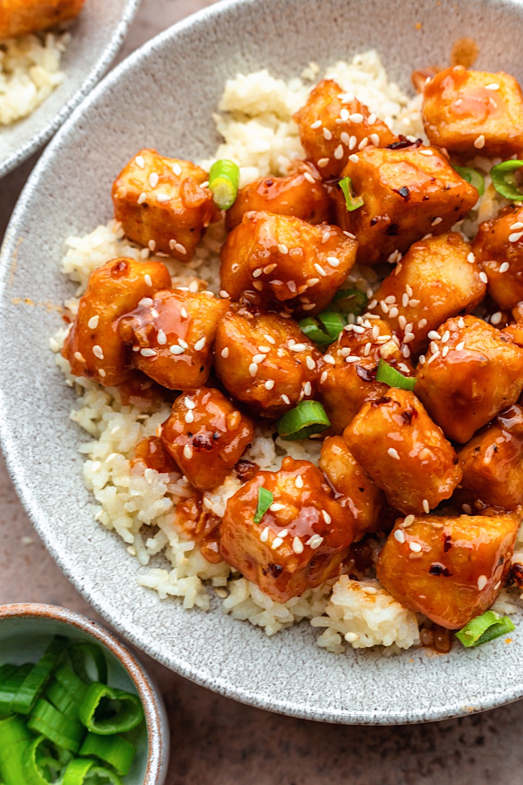 Sweet Chilli Garlic Tofu #spicy #chilli #asian #tofu #vegan #meatlessmeal