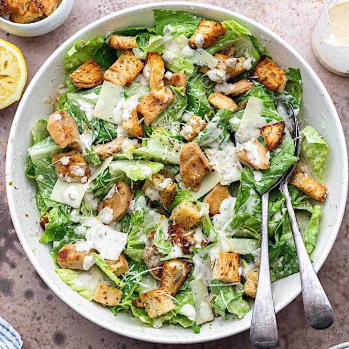 Vegan Chicken Caesar Salad #vegan #dairyfree #meatfree #salad #caesarsalad