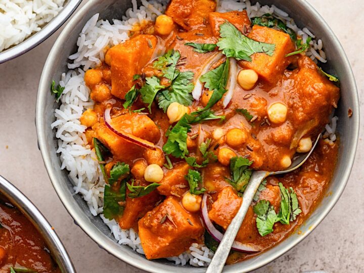 Spicy Sweet Potato and Chickpea Curry (Updated May 3 2025) | Savory Touch