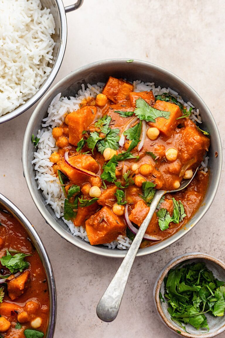 Sweet Potato and Chickpea Curry #sweetpotato #chickpea #spinach #curry #vegan