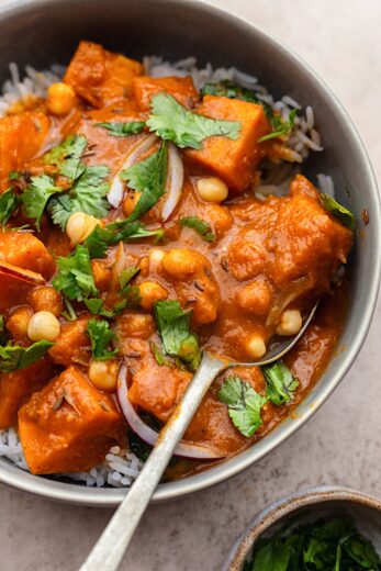 Sweet Potato, Chickpea and Spinach Curry - Cupful of Kale