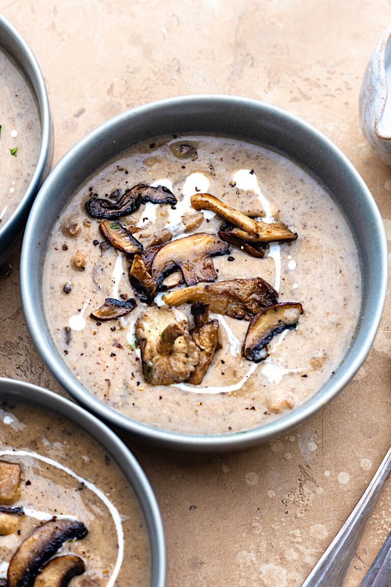 Vegan Cream of Mushroom Soup #vegan #mushroom #soup #dairyfree #glutenfree